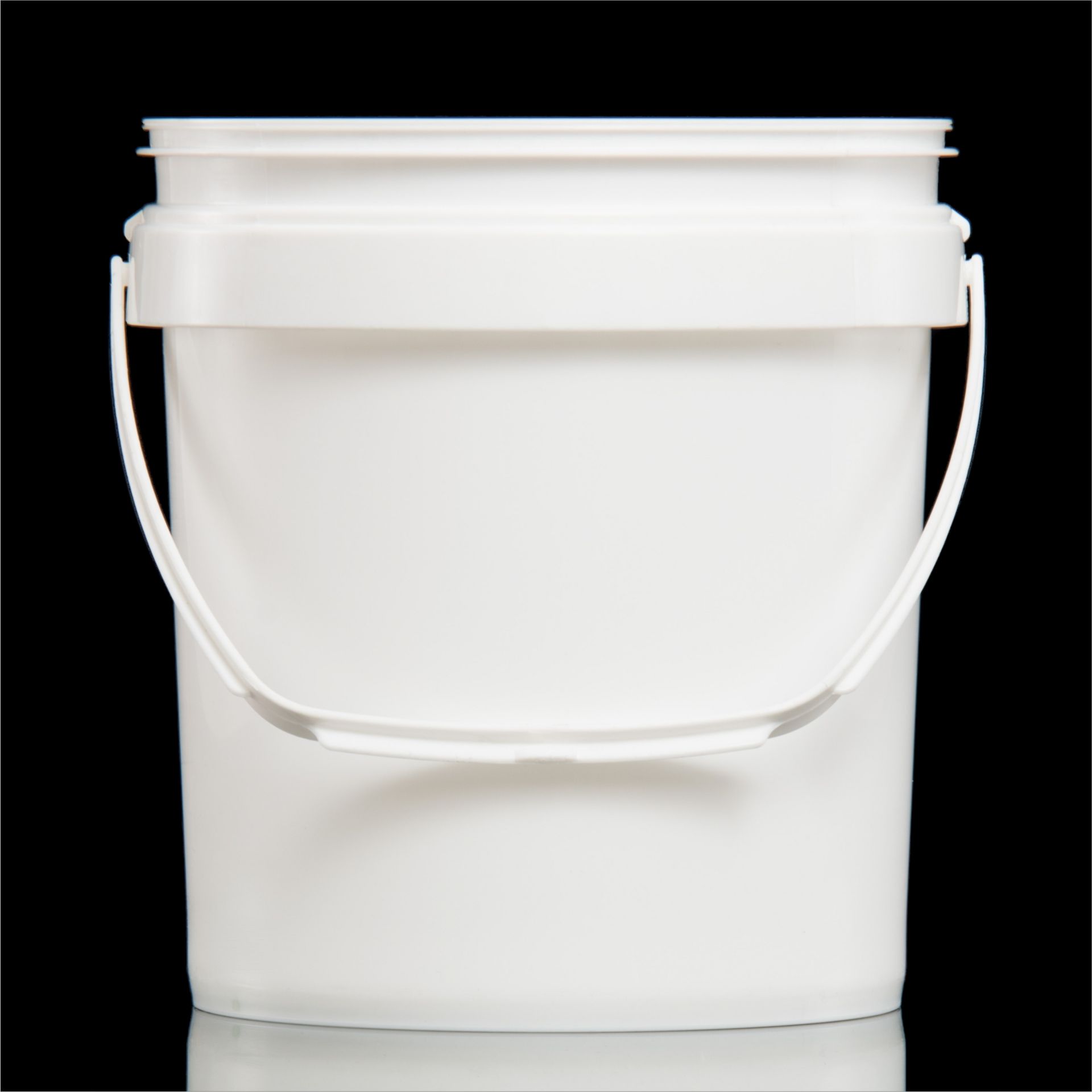 Pro-Design Group: plastic products manufacturer